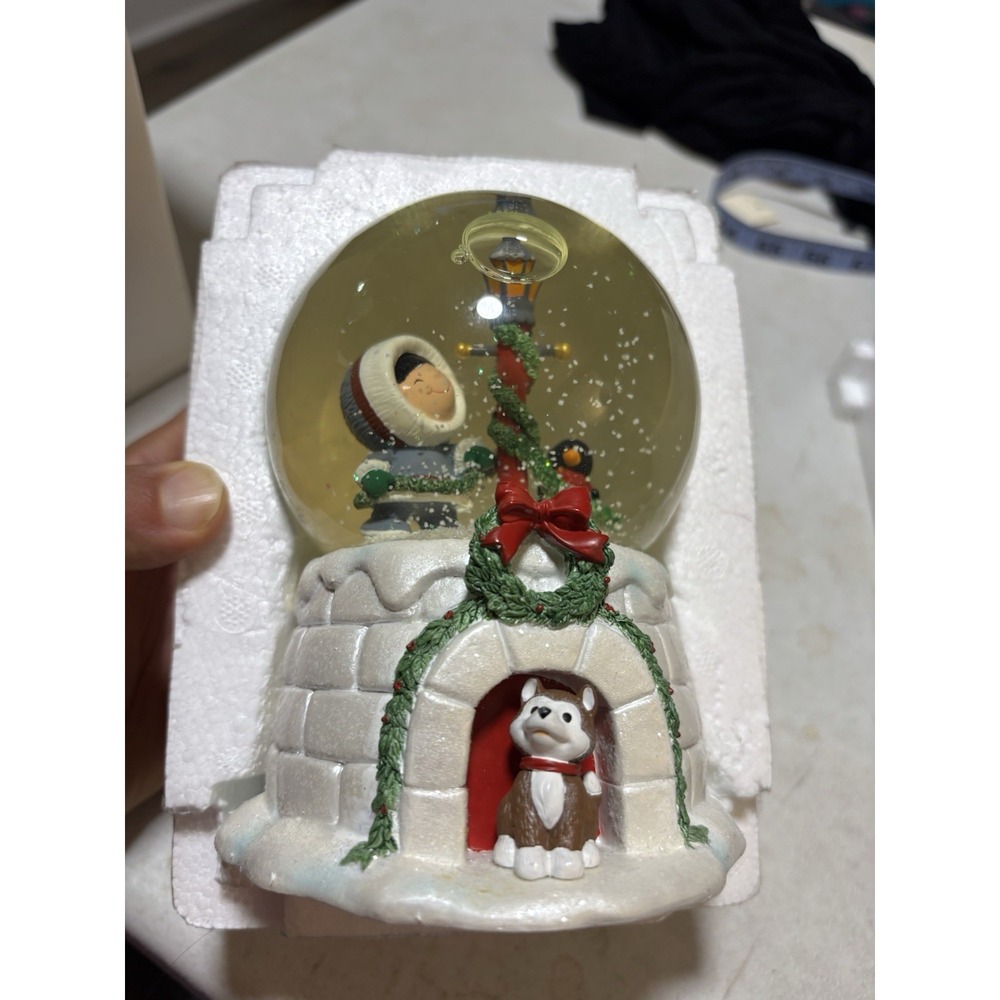 2006 Hallmark Keepsake Limited Frosty Friends Snow Globe With Box - Picture 3 of 7